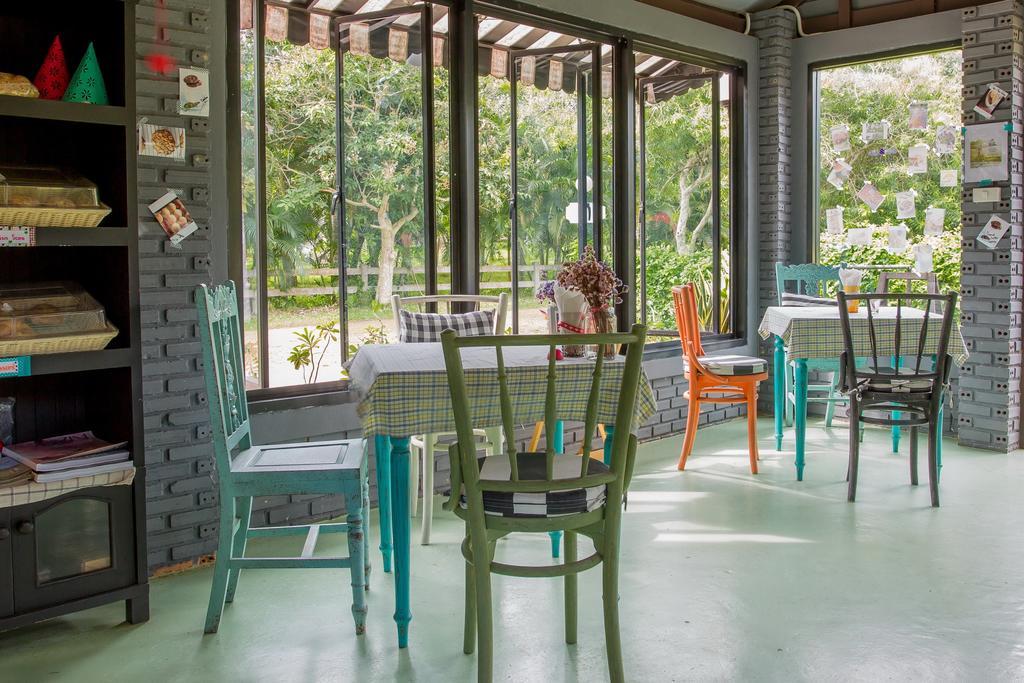 Mae Rim Lagoon Bed & Bakery Екстер'єр фото
