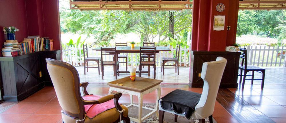 Mae Rim Lagoon Bed & Bakery Екстер'єр фото