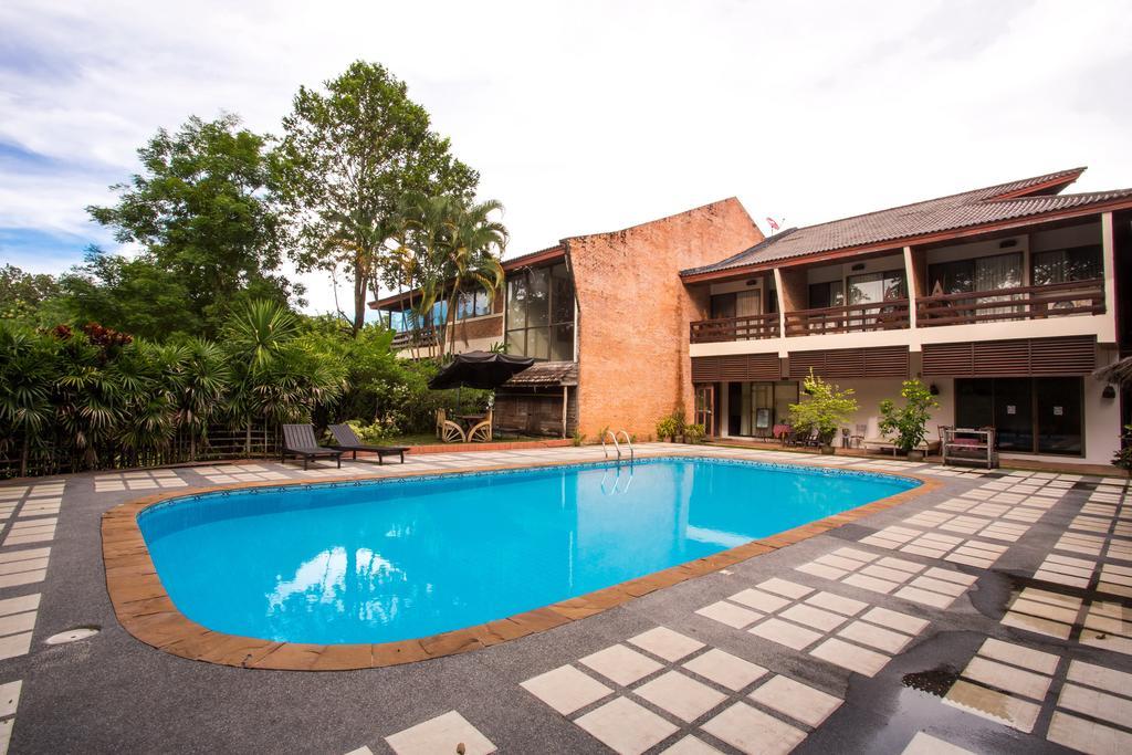 Mae Rim Lagoon Bed & Bakery Екстер'єр фото