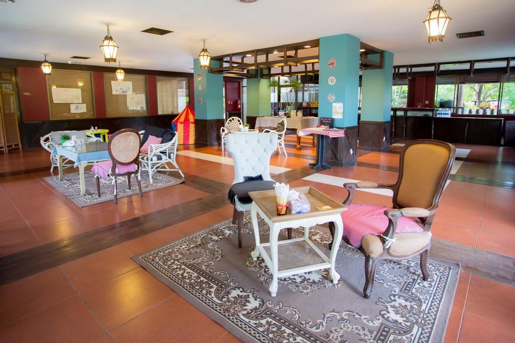 Mae Rim Lagoon Bed & Bakery Екстер'єр фото
