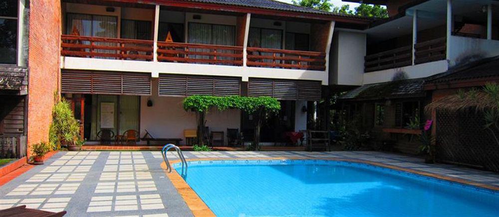 Mae Rim Lagoon Bed & Bakery Екстер'єр фото
